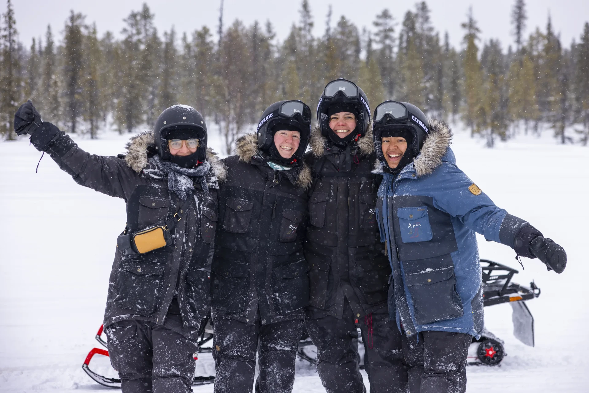 Snowmobile, Ice Fishing & Open-Fire Lunch